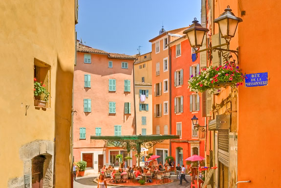 EGIMAGE_20080626131901_LaProvence_0554.jpg EGIMAGE_20080626131901_LaProvence_0554.jpg