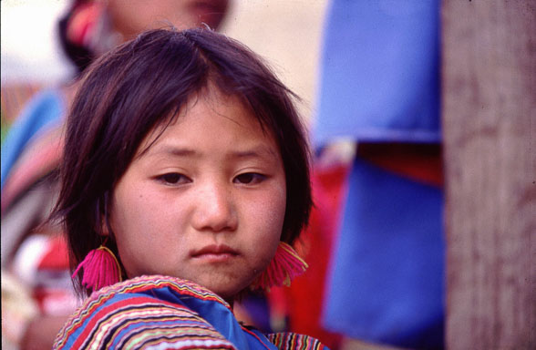 Thailand,-Goldenes-Dreieck,-Lisukind.jpg Thailand,-Goldenes-Dreieck,-Lisukind.jpg